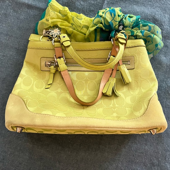 Y2K Lime Green Coach Bag - Picture 2 of 10